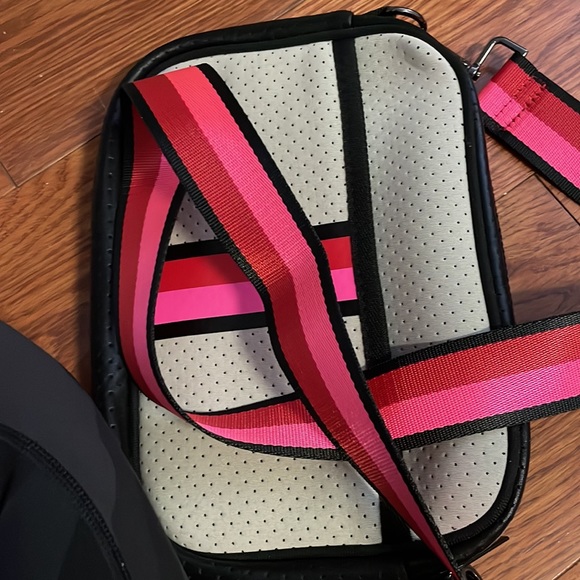 Cute little shoulder bag - Picture 3 of 3